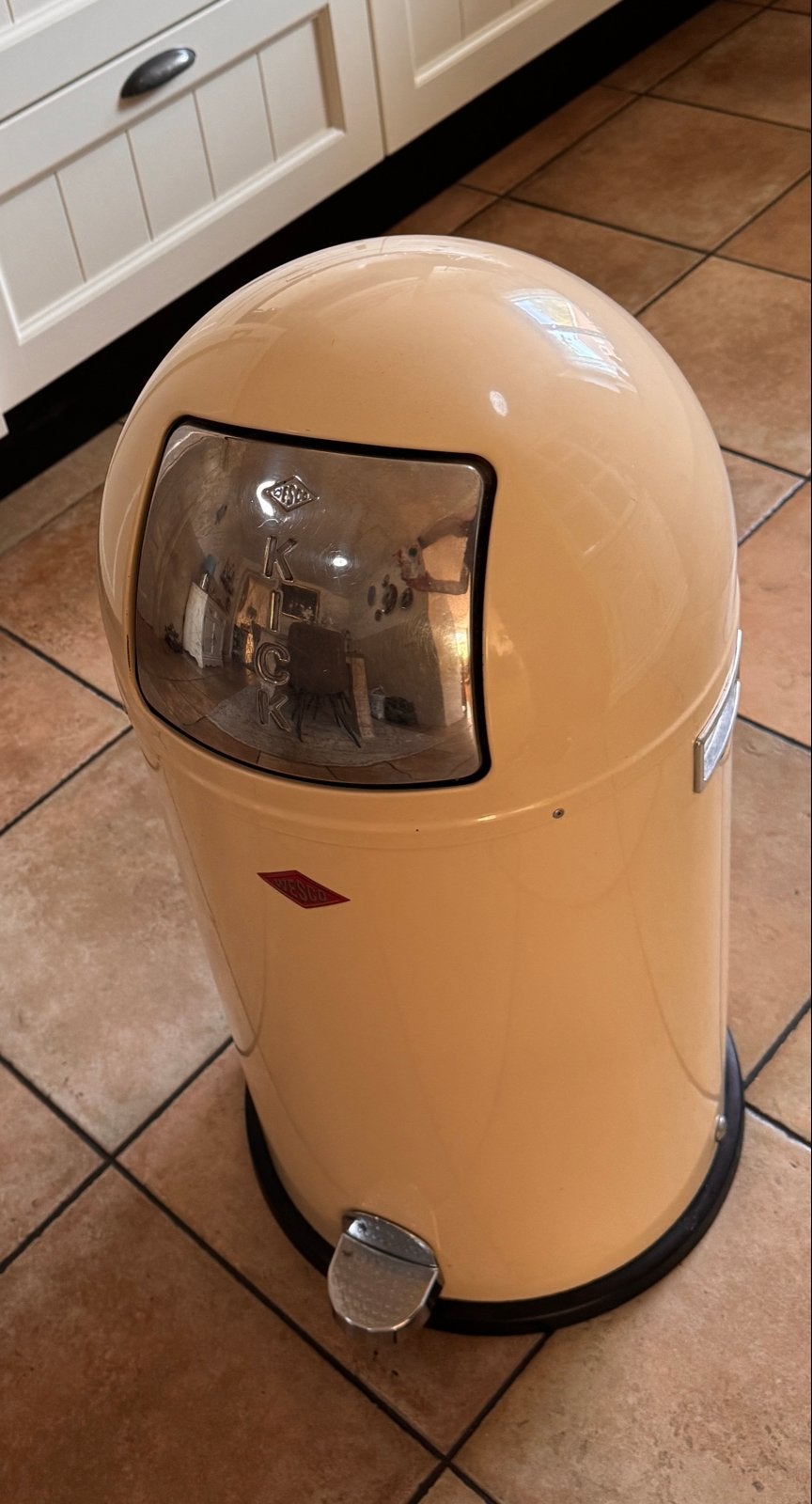 Wesco Kickmaster Pedaalemmer - Crème, Ophalen, 50 – 75, Met pedaal, 40 liter of meer