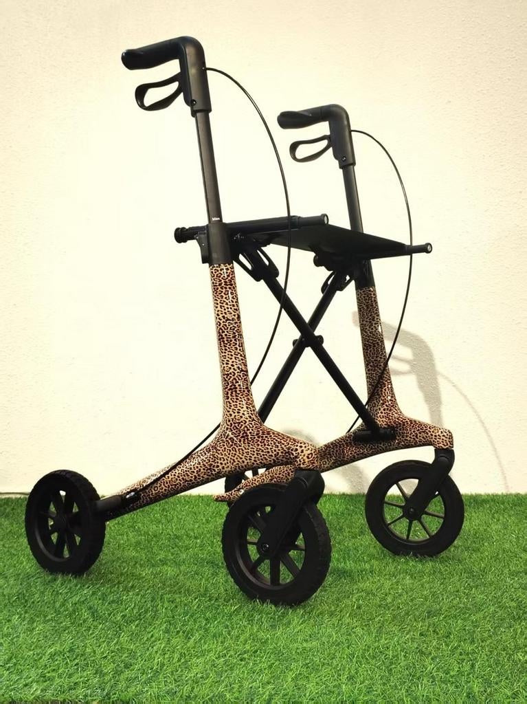 Lichtgewicht (carbon) rollator met panterprint !!, Diversen, Rollators, Ophalen, Lichtgewicht