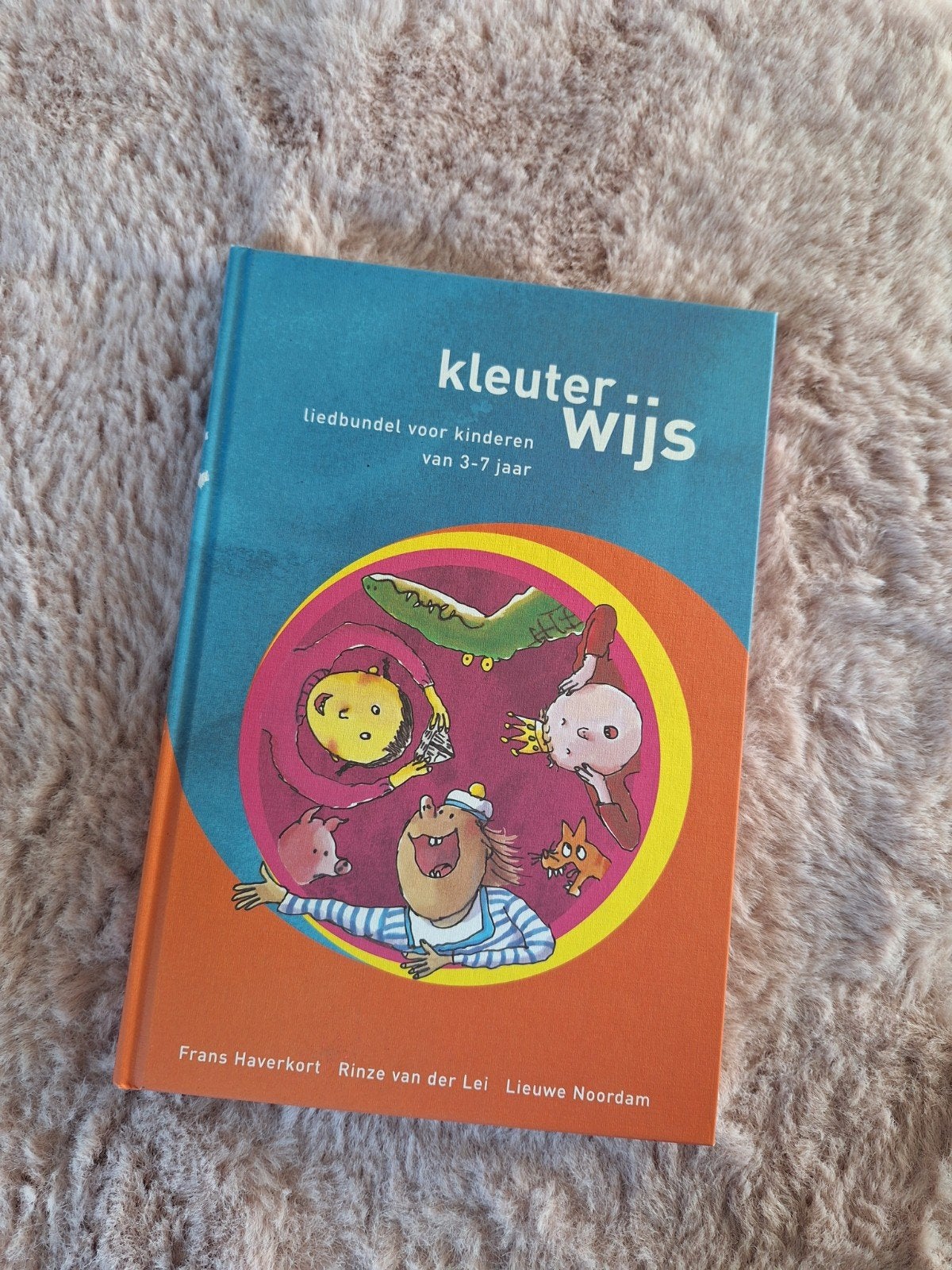 Kleuterwijs: Liedbundel voor kinderen van 3-7 jaar, Non-fictie, Jongen of Meisje, Ophalen of Verzenden, Zo goed als nieuw