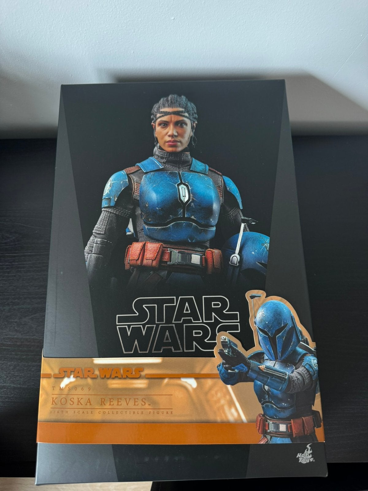 Hot toys koska reeves, Verzamelen, Ophalen of Verzenden, Zo goed als nieuw, Actiefiguurtje