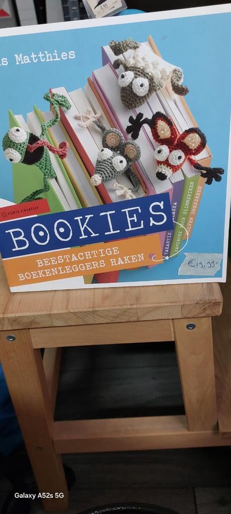 Haak boek zelf boekenleggers haken, Boeken, Hobby en Vrije tijd, Ophalen of Verzenden, Zo goed als nieuw, Breien en Haken