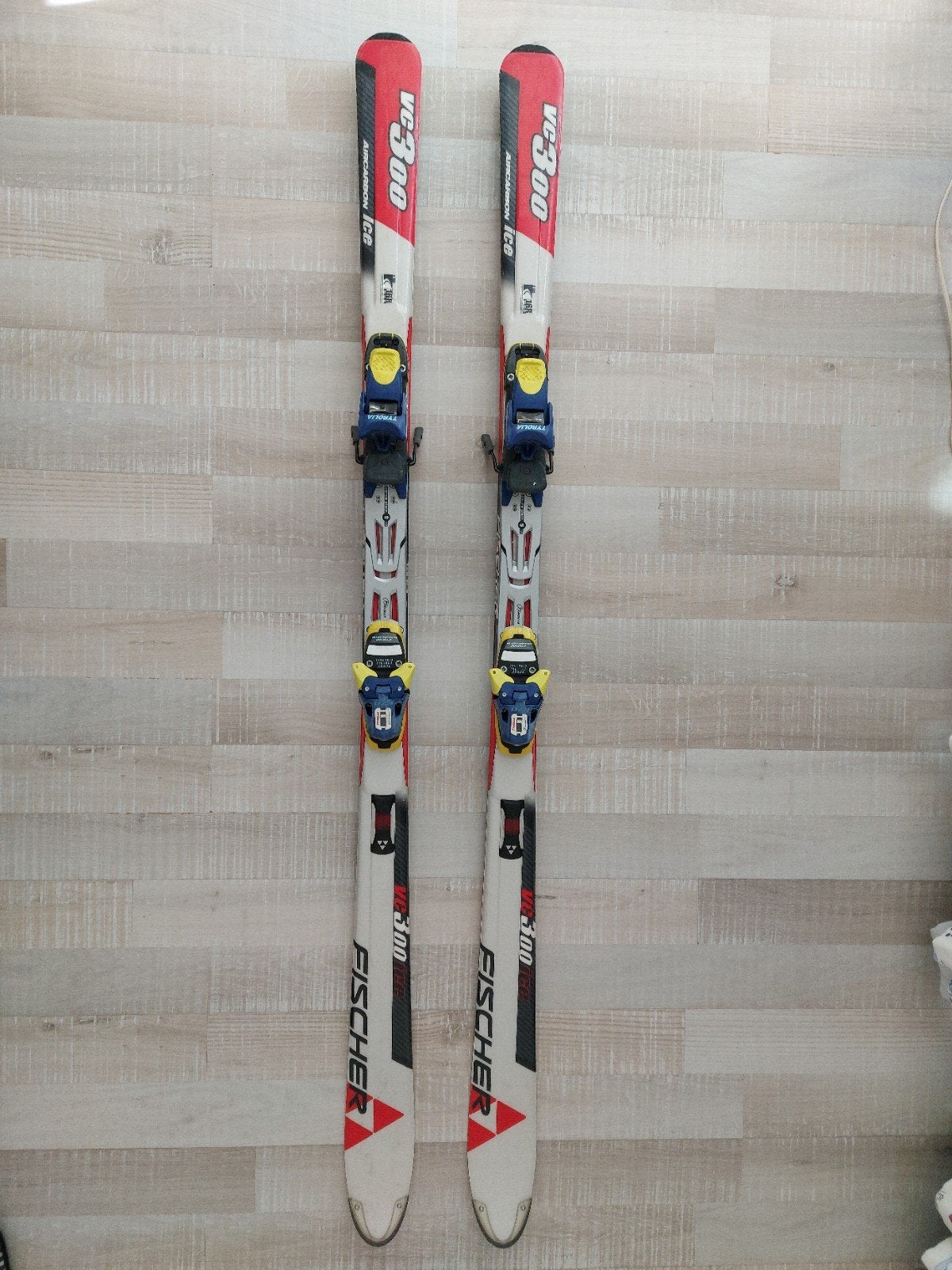 Fischer VC 300 Aircarbon Ice Skis + Tyrolia binding - Vintag, Sport en Fitness, Ophalen, 160 tot 180 cm, Ski's, Fischer