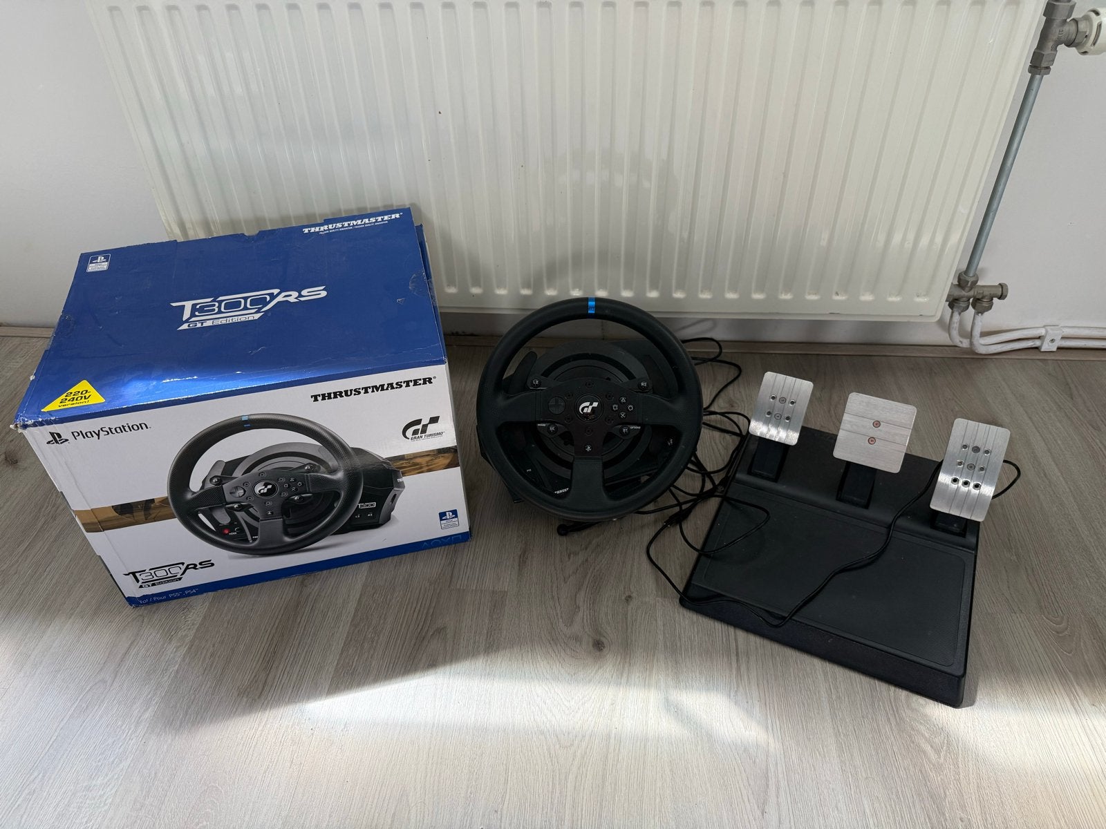 Thrustmaster T300 RS GT, Ophalen of Verzenden, Zo goed als nieuw, Stuur of Pedalen, PlayStation 4