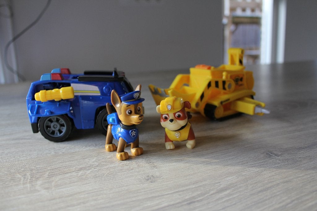 Paw Patrol auto’s Rubble met Bulldozer en Chase Politieauto, Ophalen of Verzenden, Zo goed als nieuw