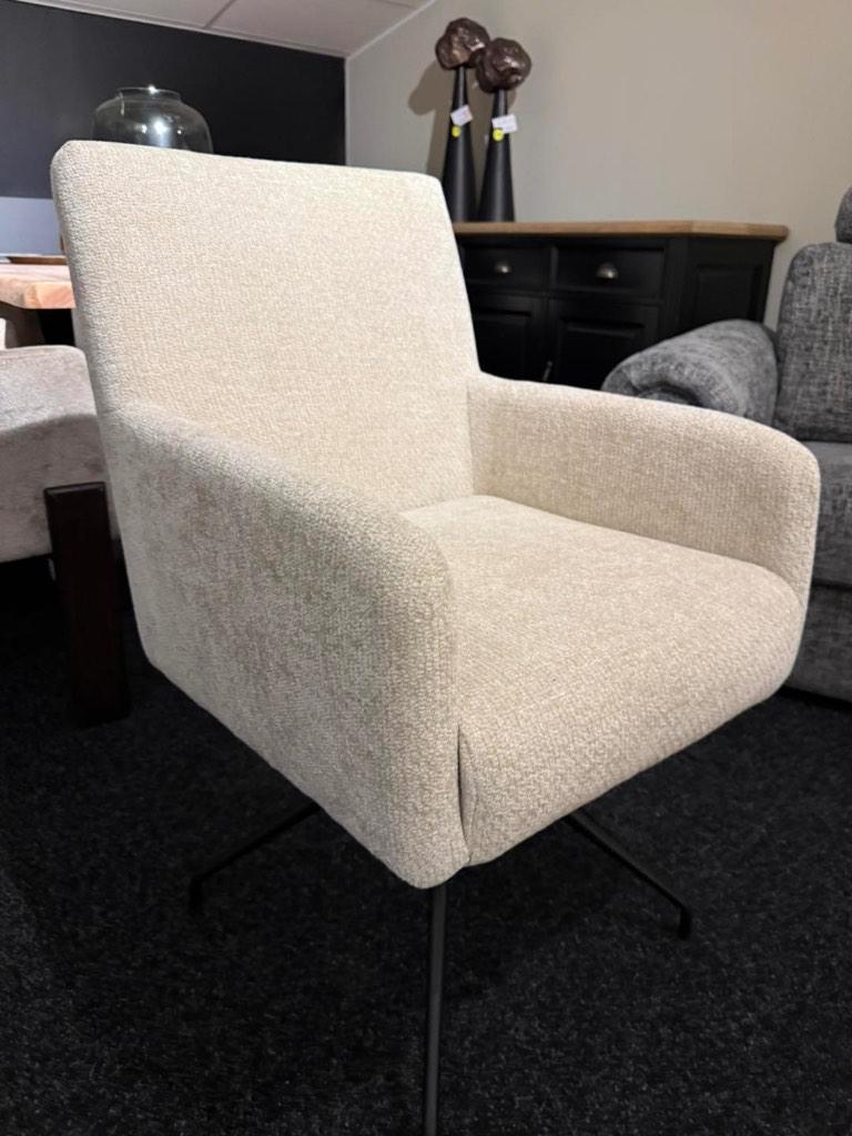 Set 4 stoelen Mika van UrbanSofa