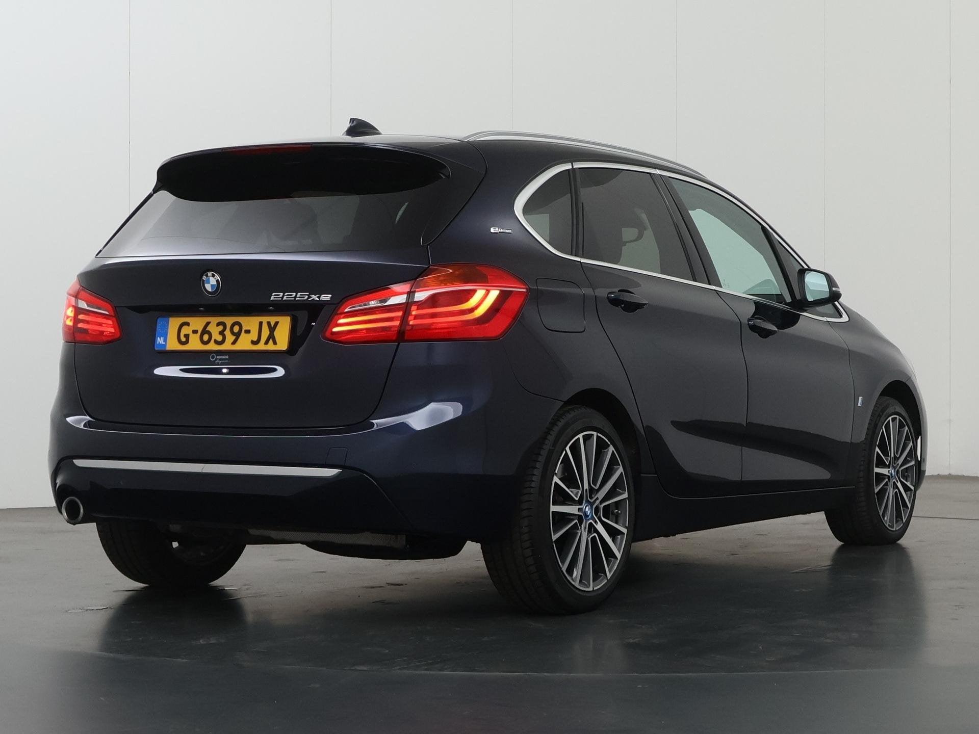 BMW 2-serie Active Tourer 225xe iPerformance High Executive, Automaat, Gebruikt, Blauw, Bedrijf