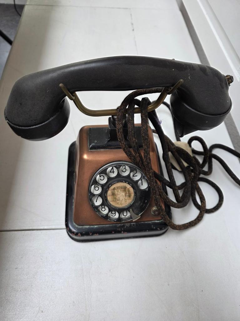 Vintage Telefoon met Draaischijf - Antiek Decoratiestuk, Antiek en Kunst, Ophalen