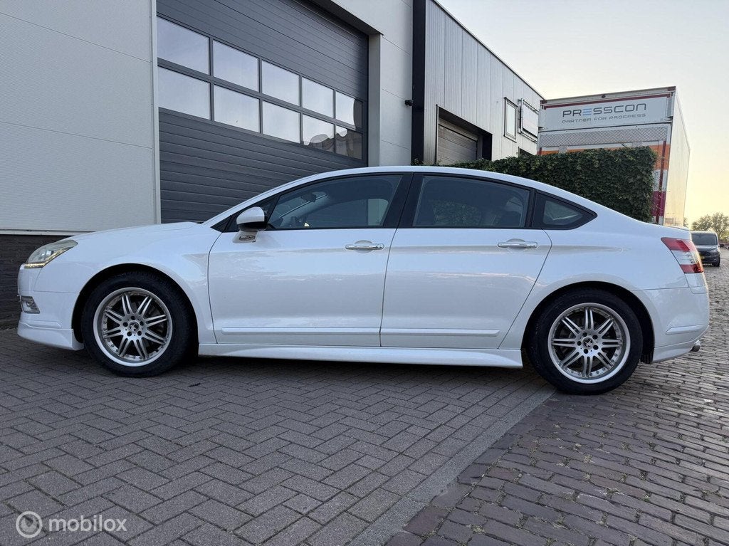 Citroen C5 1.6 VTi Selection Automaat/ Airco, Auto's, Citroën, Euro 5, Gebruikt, 4 cilinders, Wit