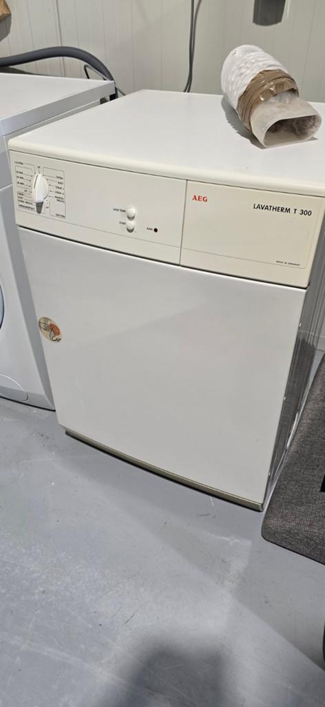AEG Lavatherm T 300 Luchtafvoer Droger - Werkt Perfect!, Ophalen, Gebruikt, Voorlader, Luchtafvoer