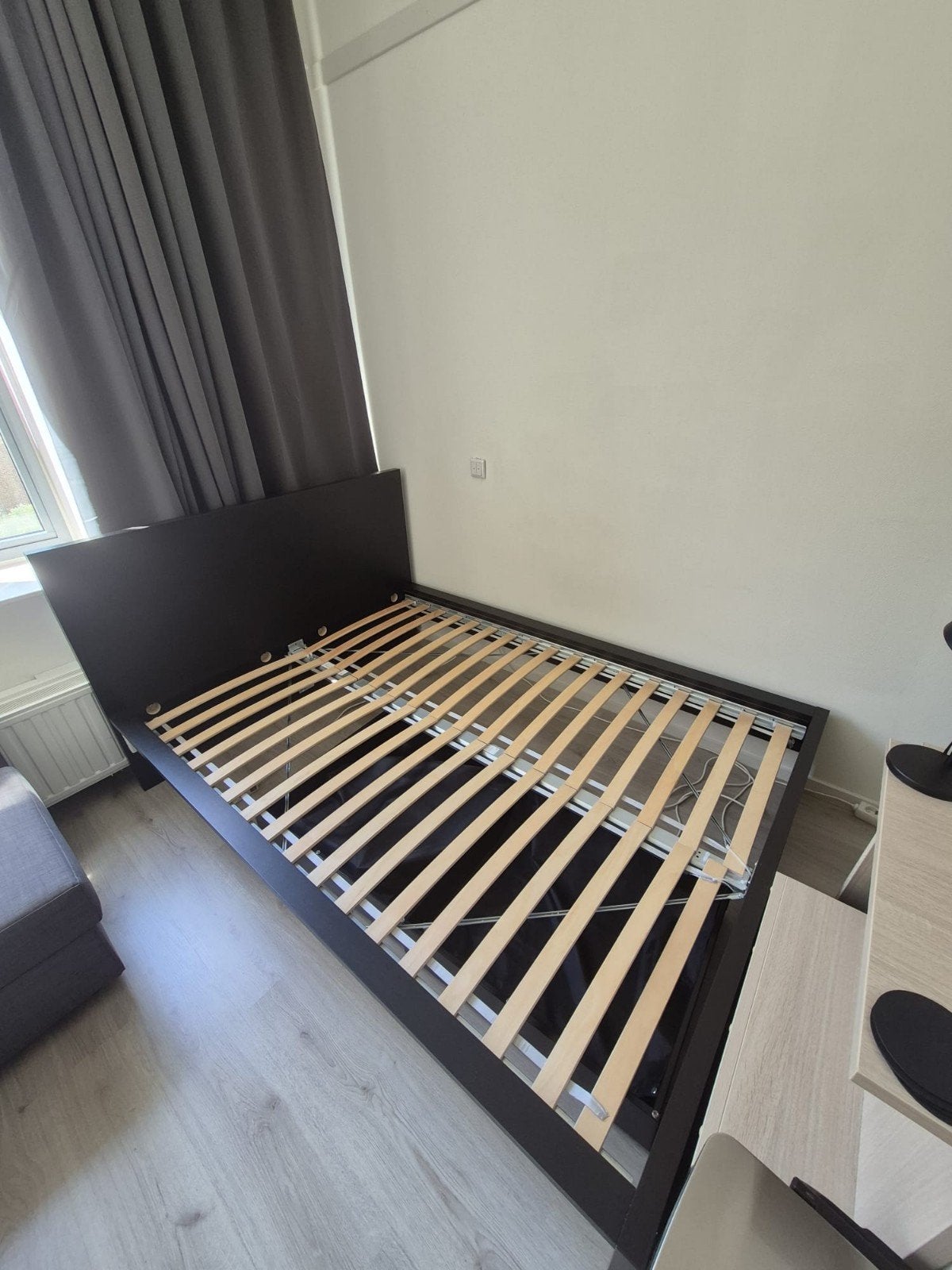 IKEA Malm Bedframe 140x200 met Lattenbodem - Zwartbruin, Ophalen, Lattenbodem, 180 cm of meer, 100 cm of meer