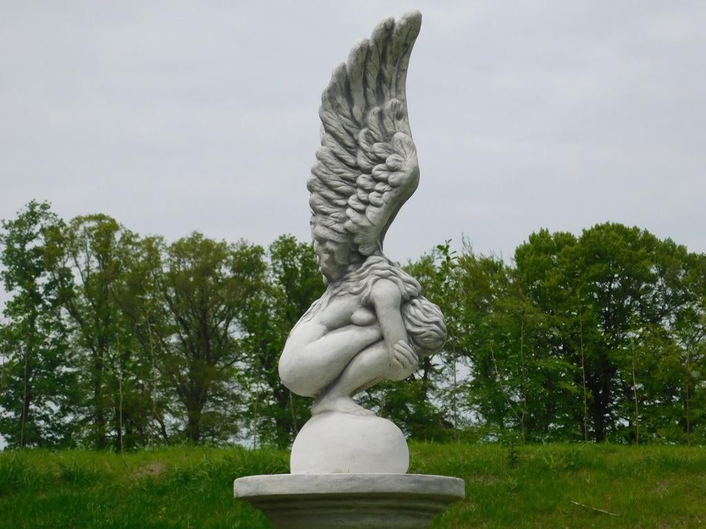 Knielende Engel met vleugels omhoog, mooi stenen beeld!, Tuin en Terras, Tuinbeelden, Steen, Engelenbeeld, ., Nieuw
