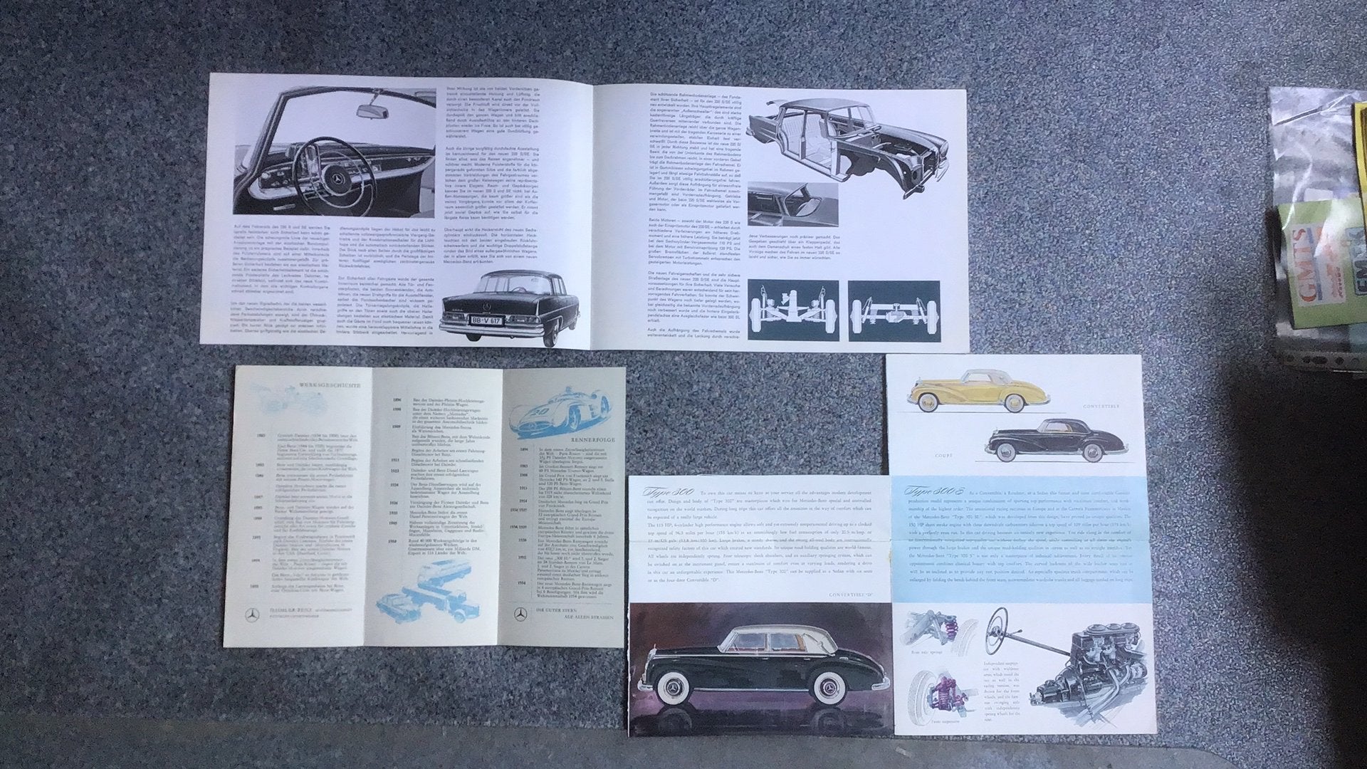MERCEDES BENZ FOLDERS 220 ,300 + FABRIEKS GESCHIEDENIS, Ophalen of Verzenden, Zo goed als nieuw, Mercedes