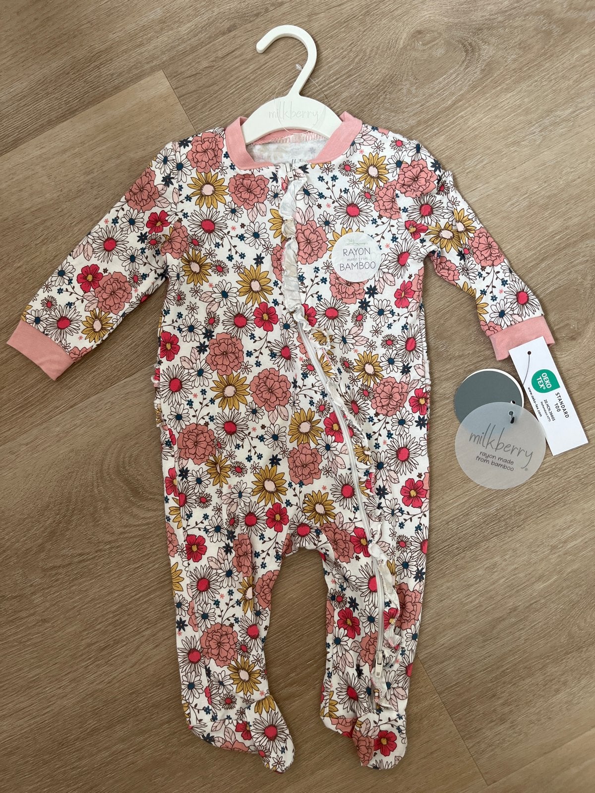 Nieuwe Milkberry Onesie - Bloemenprint - Maat 3-6 M, Ophalen of Verzenden, Nieuw, Jongetje of Meisje