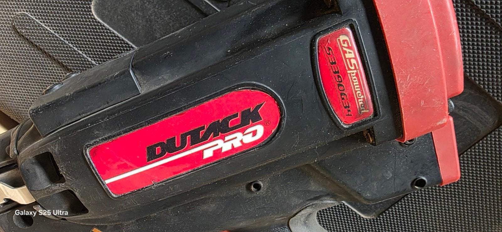 Dutack Pro Gas Spijkerpistool 53390G34 met Accu en Lader, Doe-het-zelf en Verbouw, Ophalen of Verzenden, Gebruikt, Tacker/nietmachine