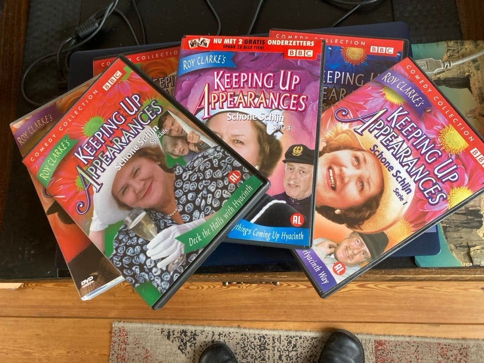 DVD’s Keeping Up Appearances, Ophalen of Verzenden, Zo goed als nieuw