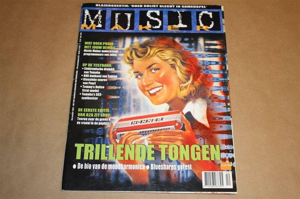 Music Maker, nr. 12, 2001. Maandblad muziekbeofenaar., Ophalen of Verzenden, Gelezen, Artiest