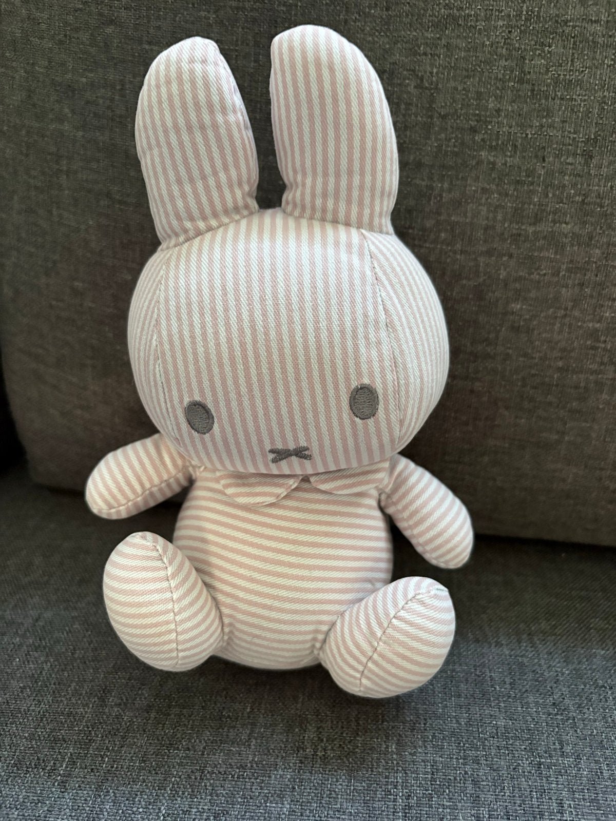 Nijntje knuffel roze gestreept - Zo goed als nieuw, Konijn, Nijntje, Ophalen of Verzenden, Middelgroot (20 tot 80 cm)