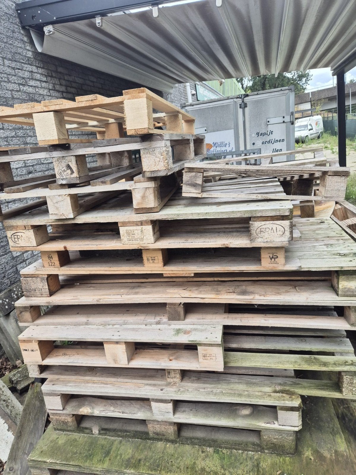pallets af te halen, Doe-het-zelf en Verbouw, Ophalen, Overige houtsoorten, Minder dan 200 cm, Pallet