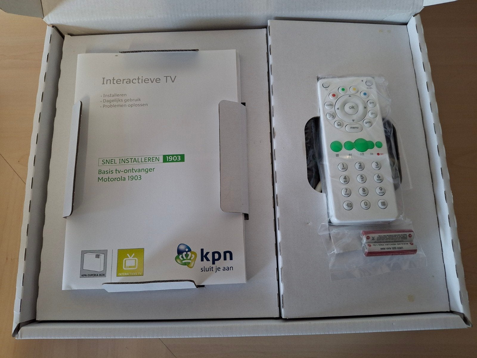 Nieuw in doos: KPN Interactieve TV Motorola VIP 1903, Ophalen of Verzenden, Nieuw, Decoder