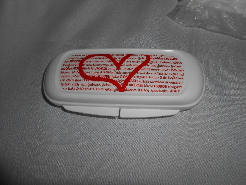 Tupperware Reepbakje Snackparty Wit met Rood Hart, Ophalen of Verzenden, Nieuw, Rood, Overige typen