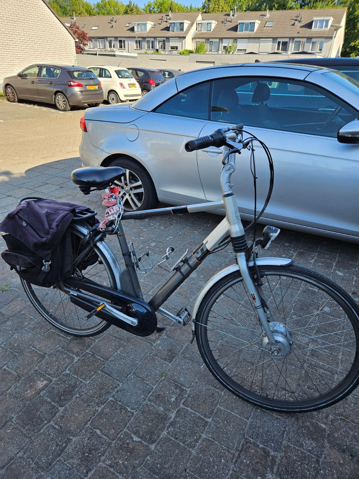 Giant e-bike inclusief 2 accu's (defecte motor), Fietsen en Brommers, Elektrische fietsen, Ophalen, Gebruikt, Minder dan 30 km per accu