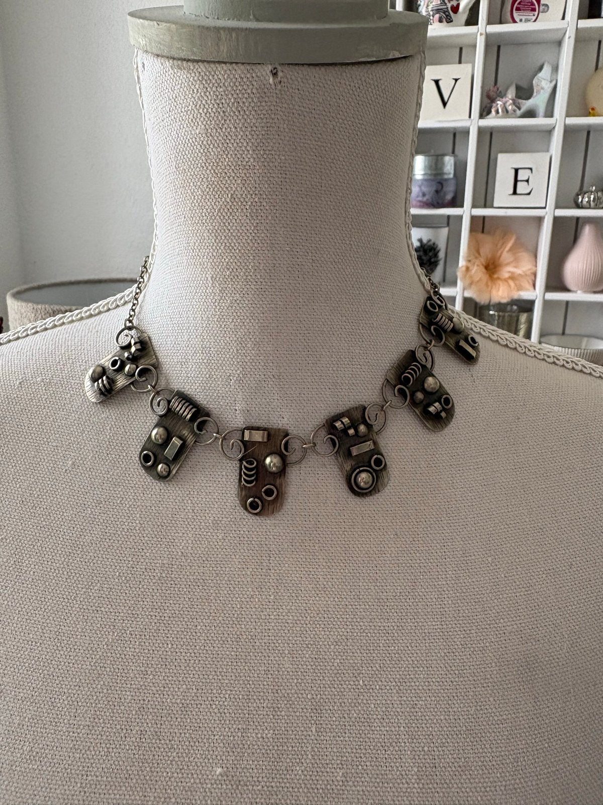 Vintage Brutalistische Statement Ketting met Abstracte Hange, Gebruikt, Ophalen of Verzenden, Zilver, Overige materialen