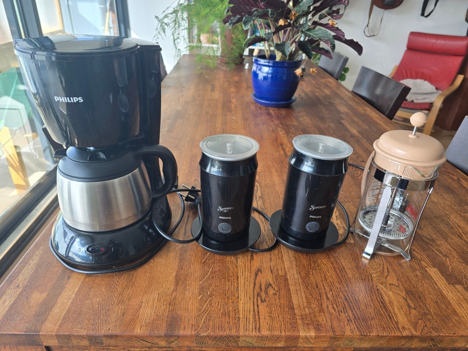 Koffiezetapparaat, french press, melkopschuimers, Ophalen, Afneembaar waterreservoir, Gebruikt, 10 kopjes of meer