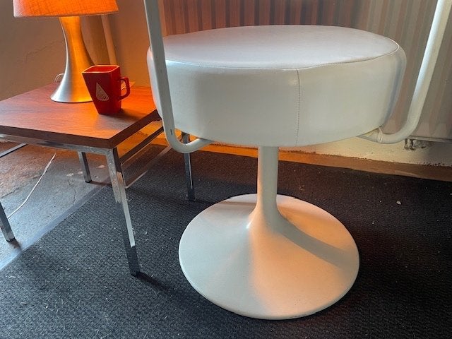 Vintage witte stoel - kapstoel - draaibaar, Huis en Inrichting, Ophalen, Minder dan 50 cm, Gebruikt, Vintage retro space age