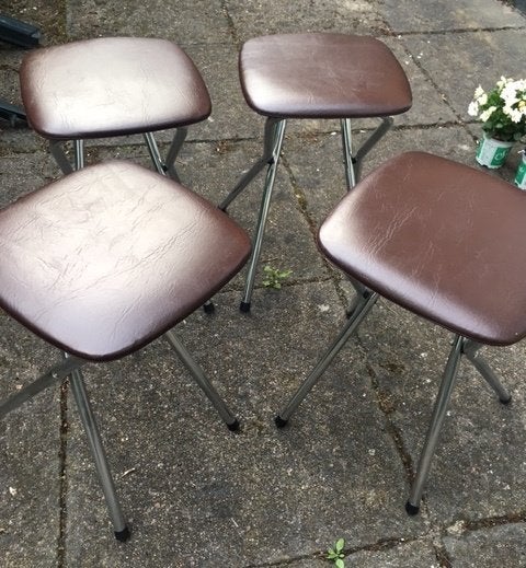 4 opvouwbare krukjes van REGO Gilze Holland, Ophalen, Gebruikt, Overige materialen