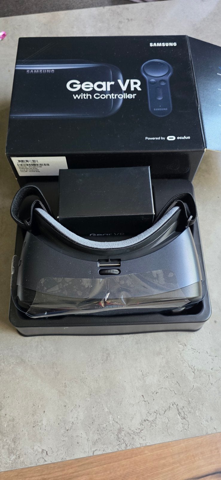 Samsung Gear VR met Controller - Zo goed als nieuw, Ophalen of Verzenden, Zo goed als nieuw, VR-bril, Telefoon