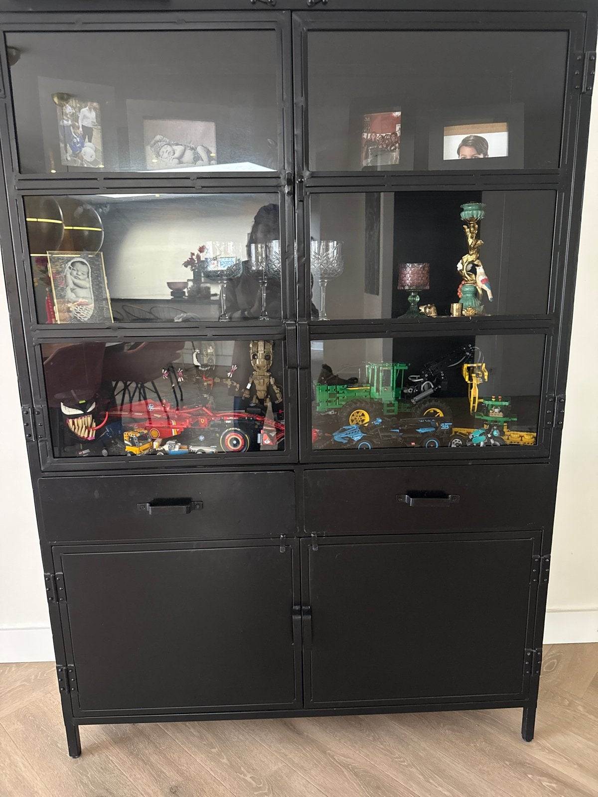 Figue vitrinekast industrieel zwart 120cm, Huis en Inrichting, Ophalen, 100 tot 150 cm, Nieuw, Glas