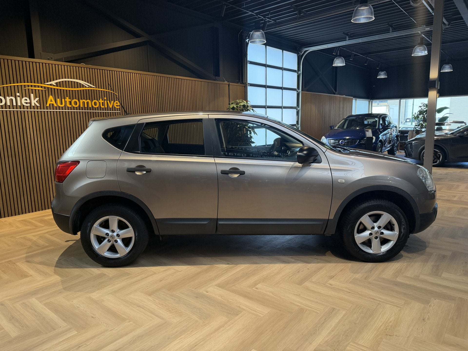 Nissan QASHQAI 1.6 Visia (bj 2009), Auto's, Voorwielaandrijving, Gebruikt, Huisgarantie, 4 cilinders