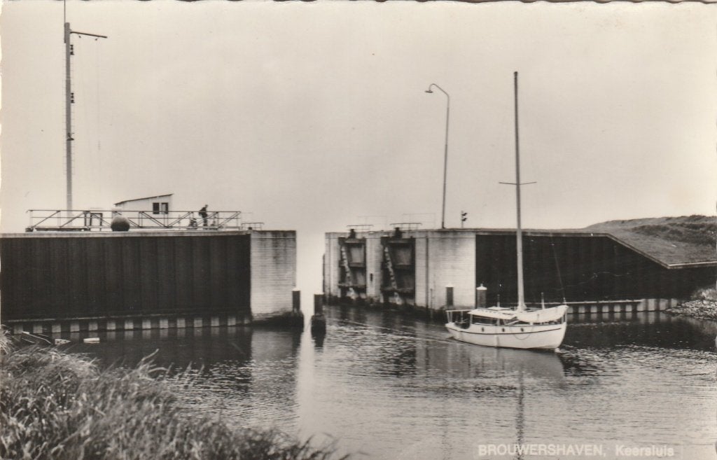 BROUWERSHAVEN Keersluis, Verzenden, 1960 tot 1980, Ongelopen, Zeeland
