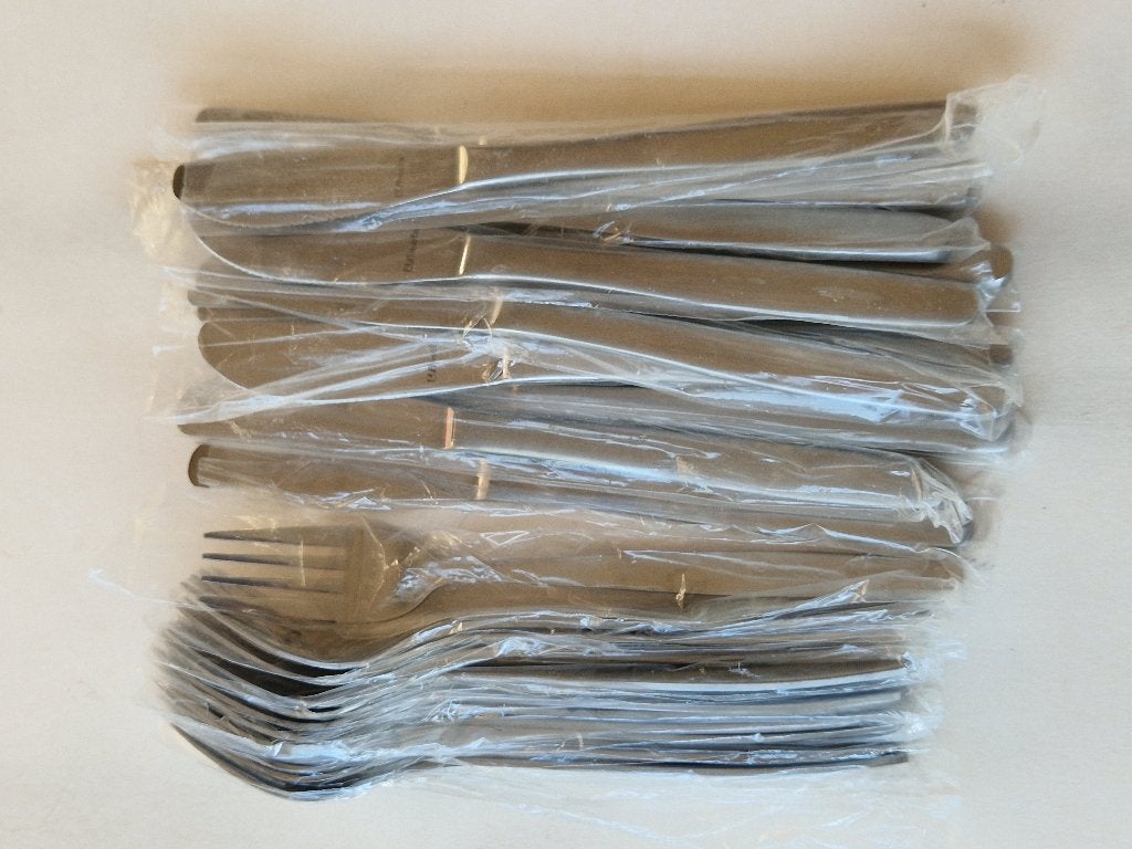 12 x Amefa tafelmessen en 12 vorken - Amsterdam 2374, Ophalen of Verzenden, Zo goed als nieuw, Rvs of Chroom