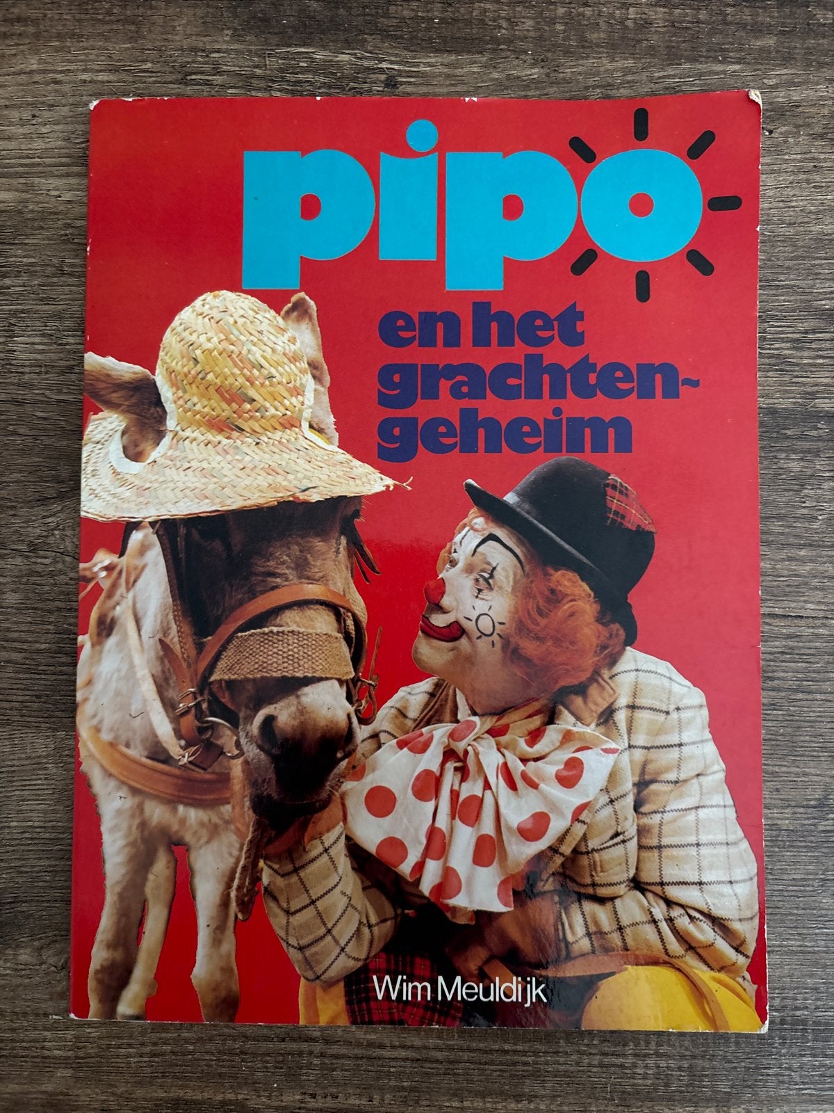 Pipo en het grachten-geheim - Wim Meuldijk, Ophalen of Verzenden, Gelezen, Fictie algemeen