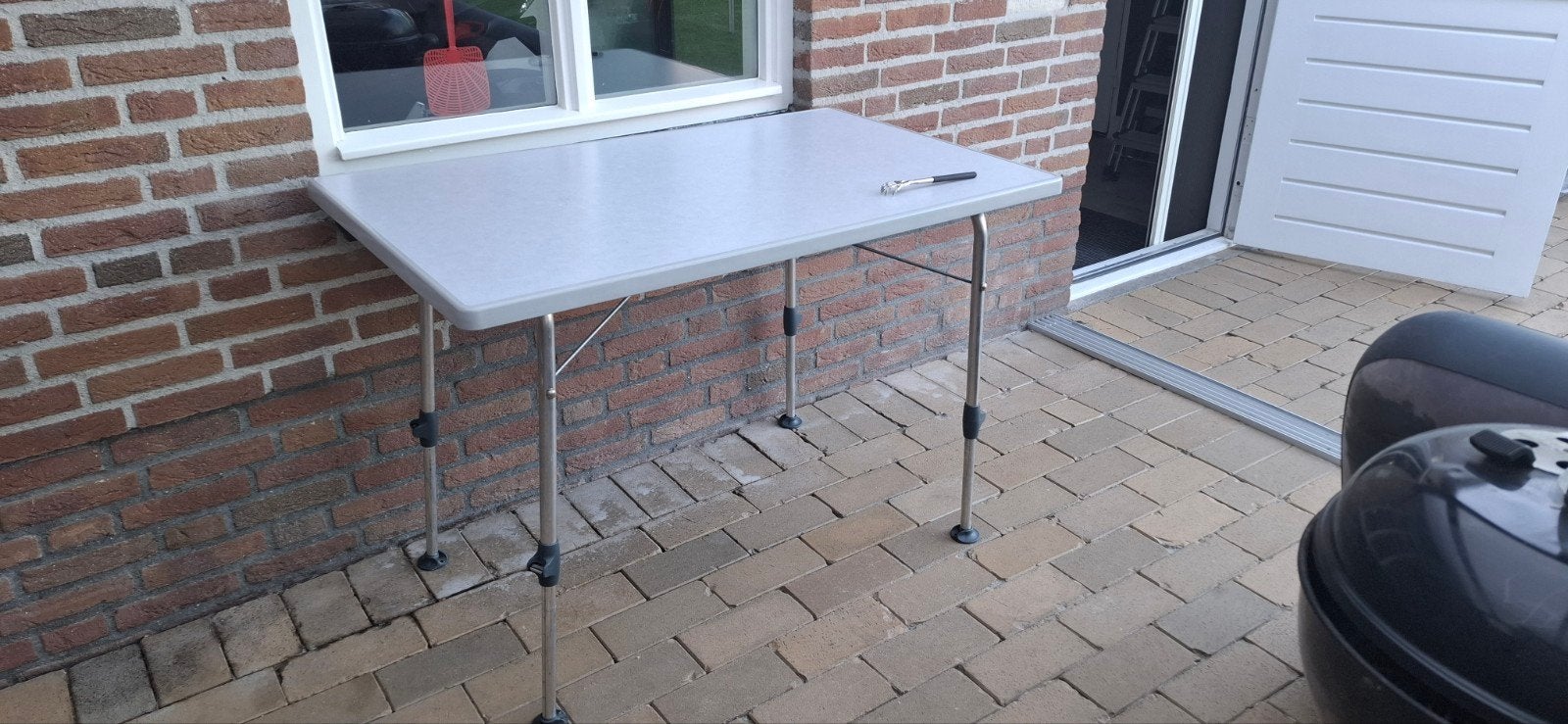 camping tafel merk ducdalf, Ophalen, Zo goed als nieuw