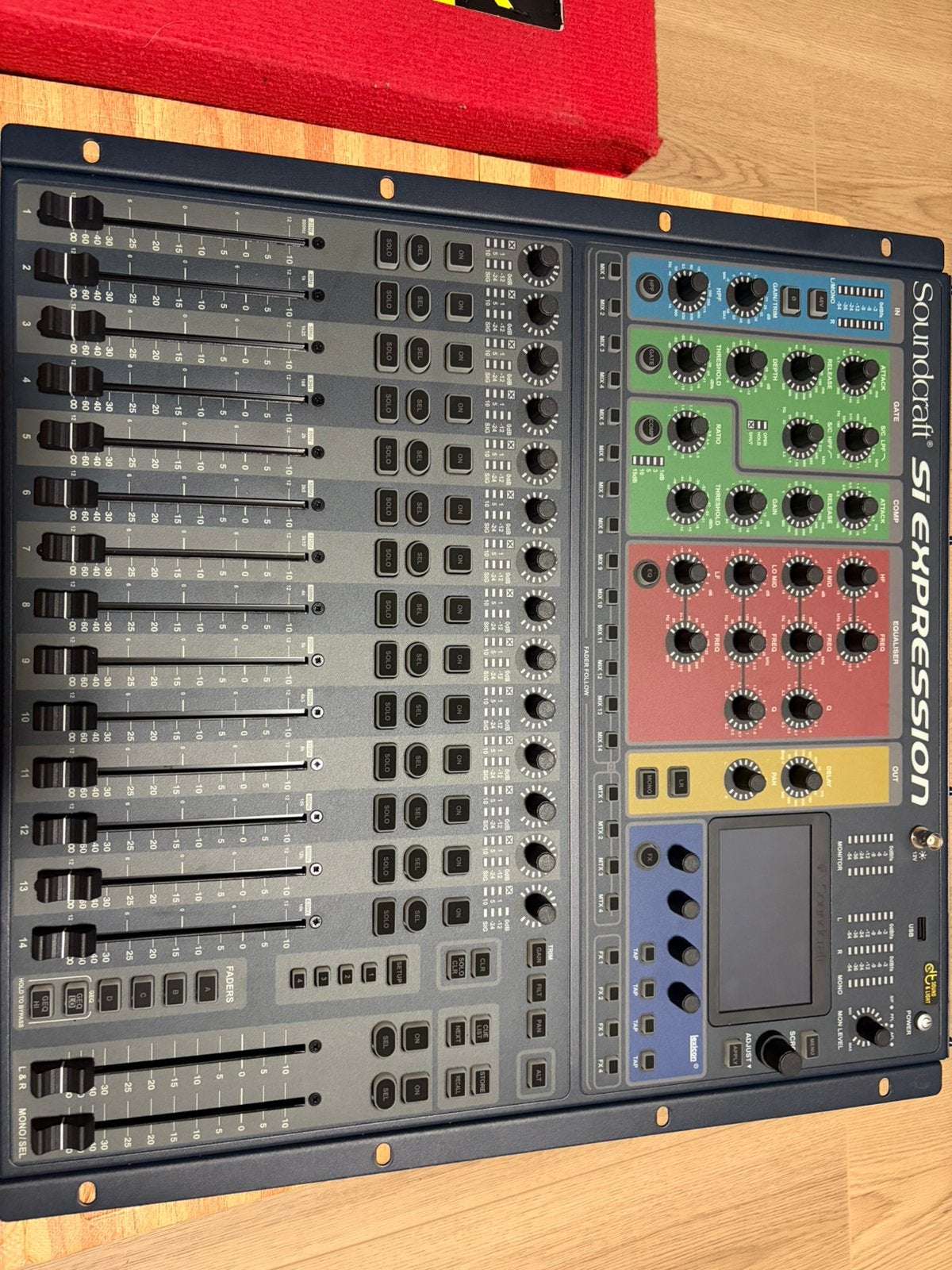 Soundcraft si expression 1, Ophalen, Zo goed als nieuw, 10 tot 20 kanalen, Microfooningang