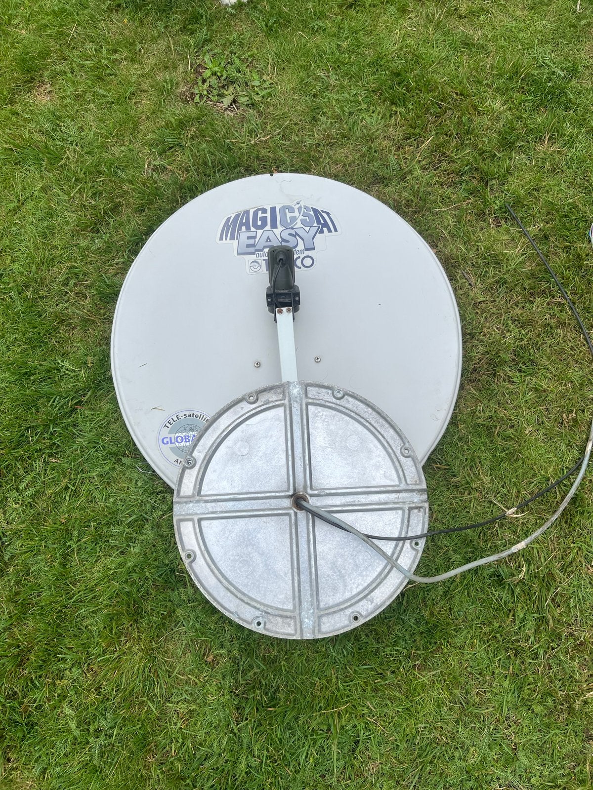 Teleco Magic Sat automatische schotelantenne 88x66cm, Ophalen, Gebruikt, (Schotel)antenne, Overige merken