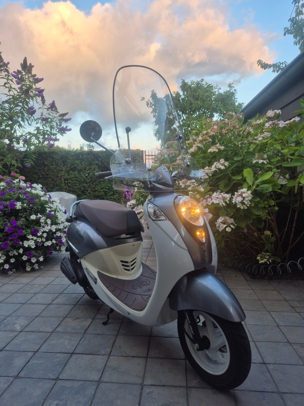 SYM Mio Snorscooter 2016 5000KM, Ophalen of Verzenden, Benzine, Mio