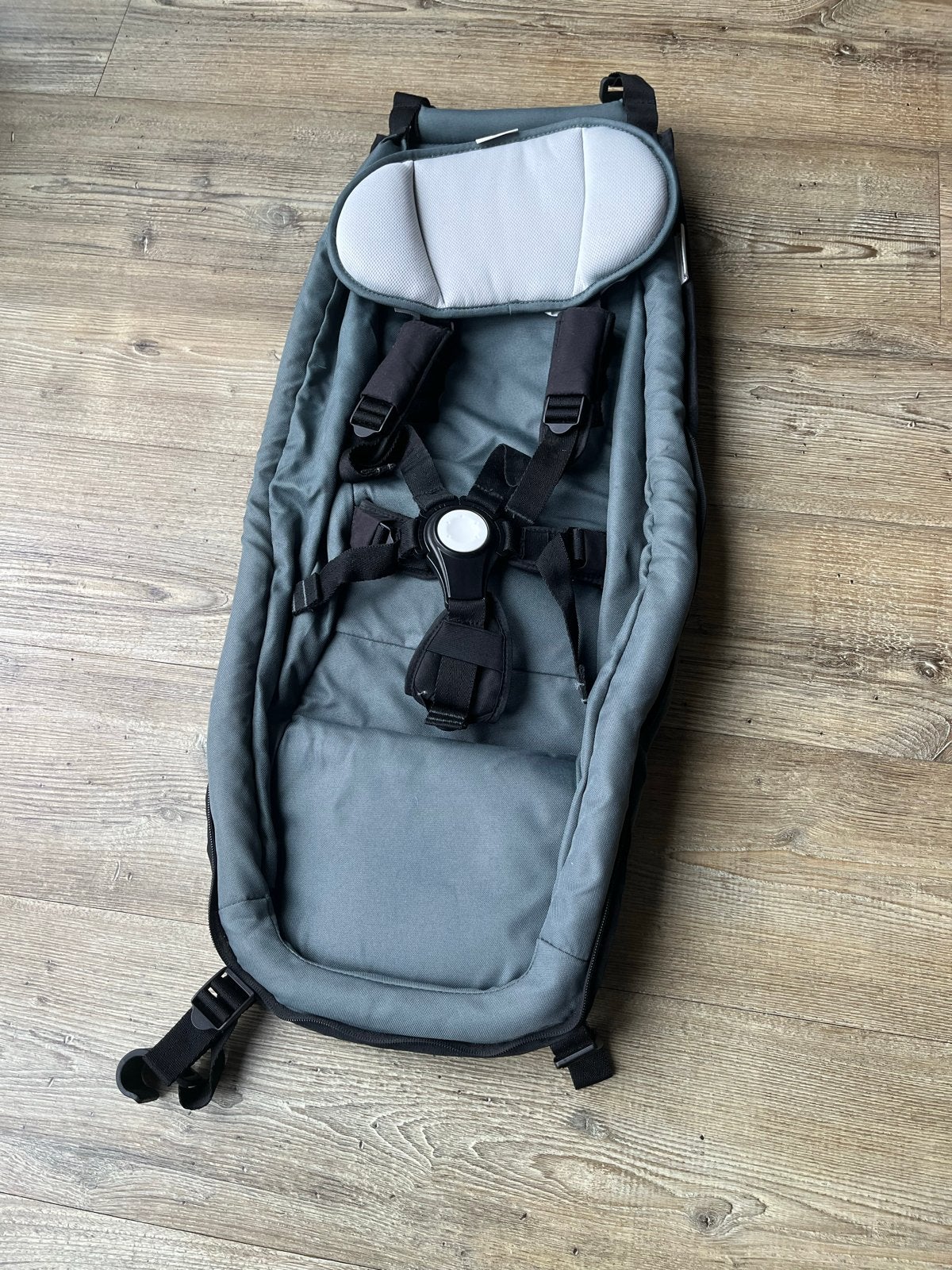 Croozer Babyzitje Graphite Blue voor fietskar, Minder dan 20 kg, Vering, Ophalen of Verzenden, Zo goed als nieuw