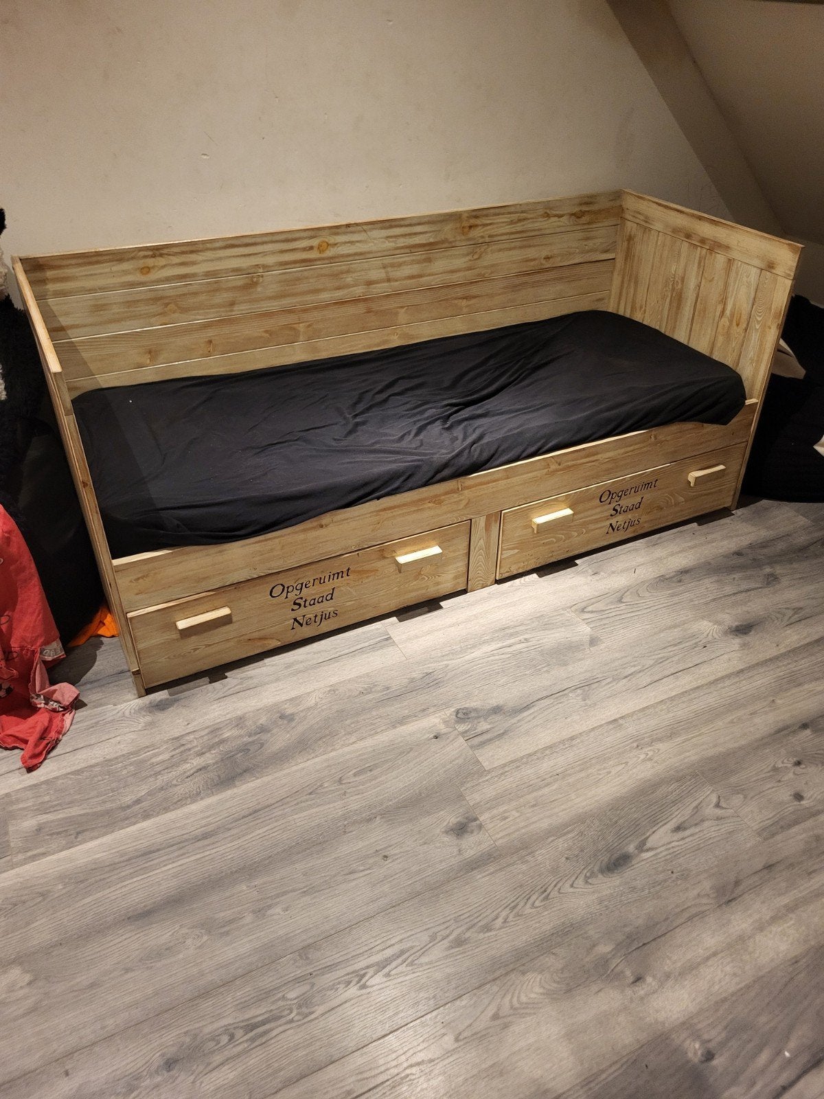 kinderbed,kinderkamer,kledingkast,opbergkist, Ophalen, Gebruikt, Eenpersoons, Wit
