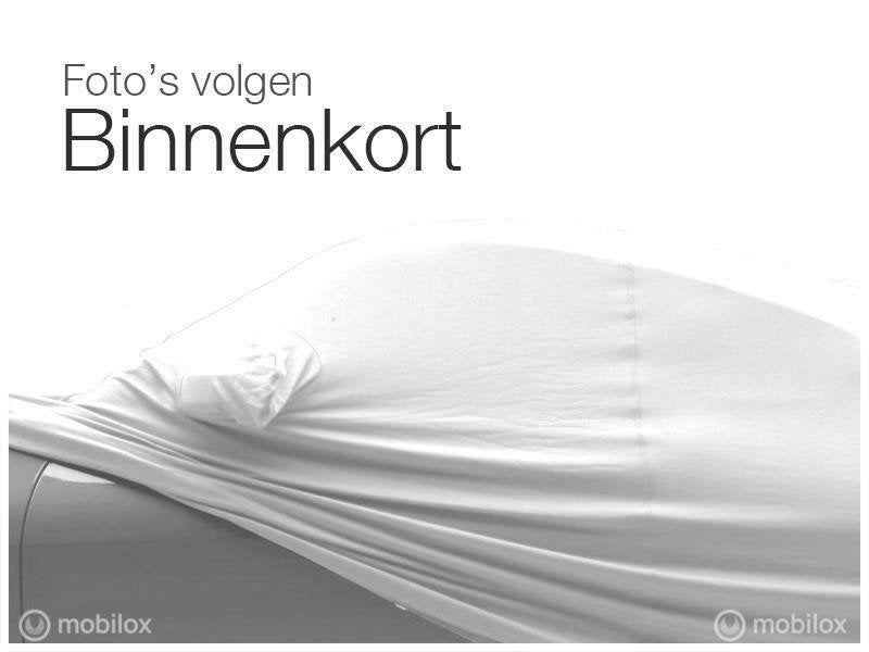 Skoda Yeti 1.2 TSI Elegance Automaat / Navigatie / Camera Ne, Auto's, Skoda, Euro 5, Stof, Gebruikt, Zwart