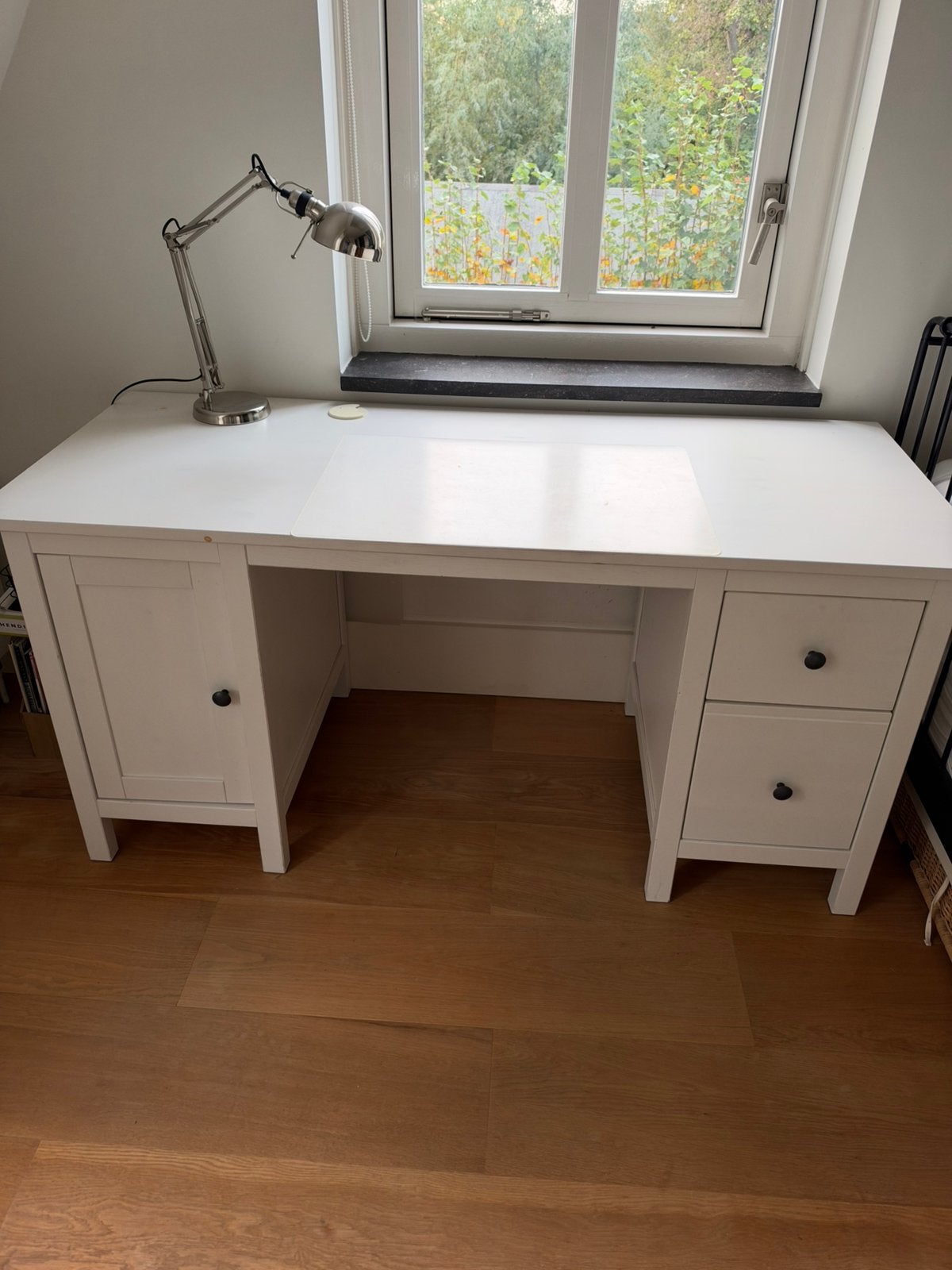 Houten bureau, Ophalen, Zo goed als nieuw