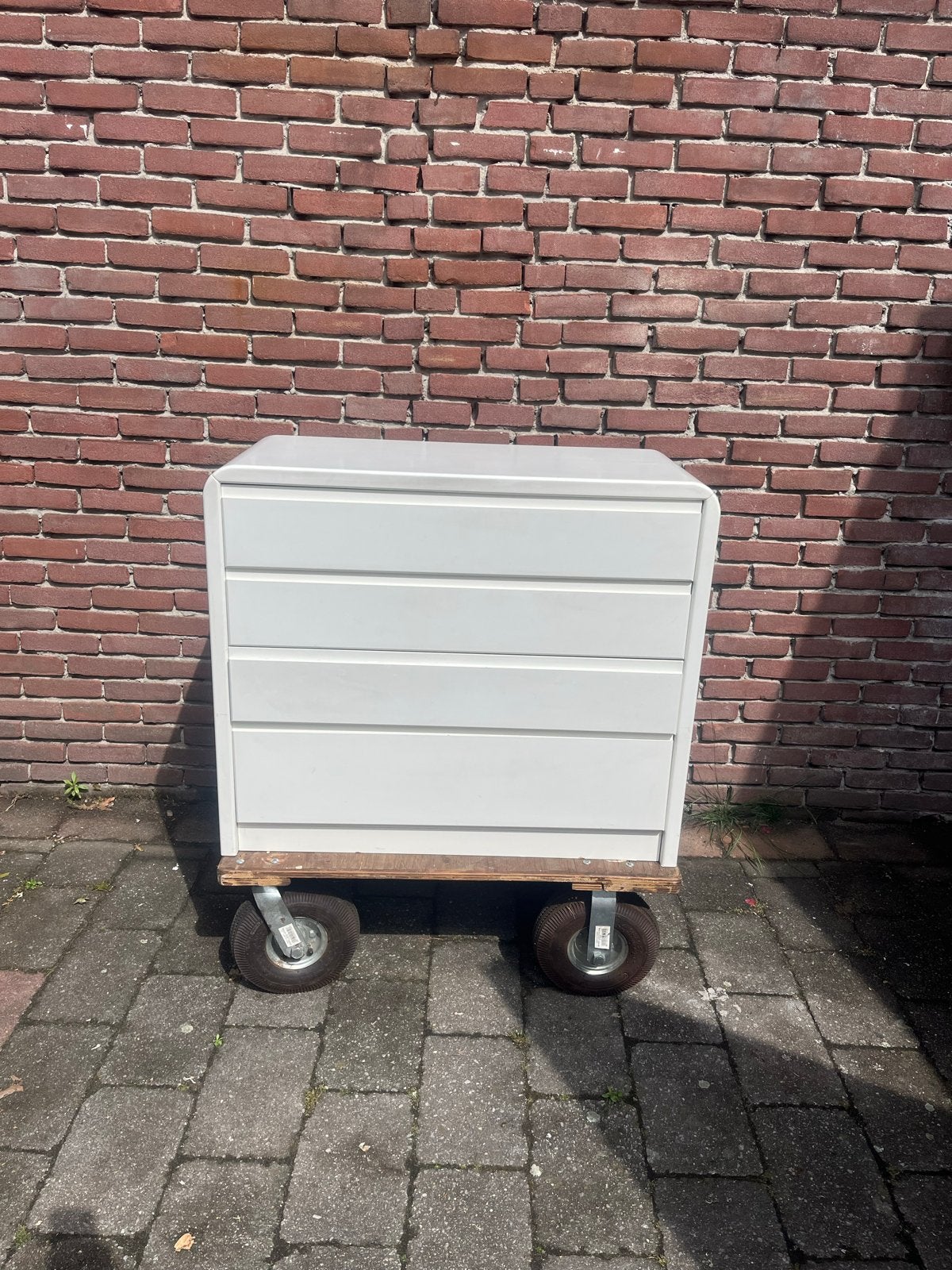 Witte design ladekast, Ophalen, Minder dan 50 cm, Gebruikt, 3 of 4 laden