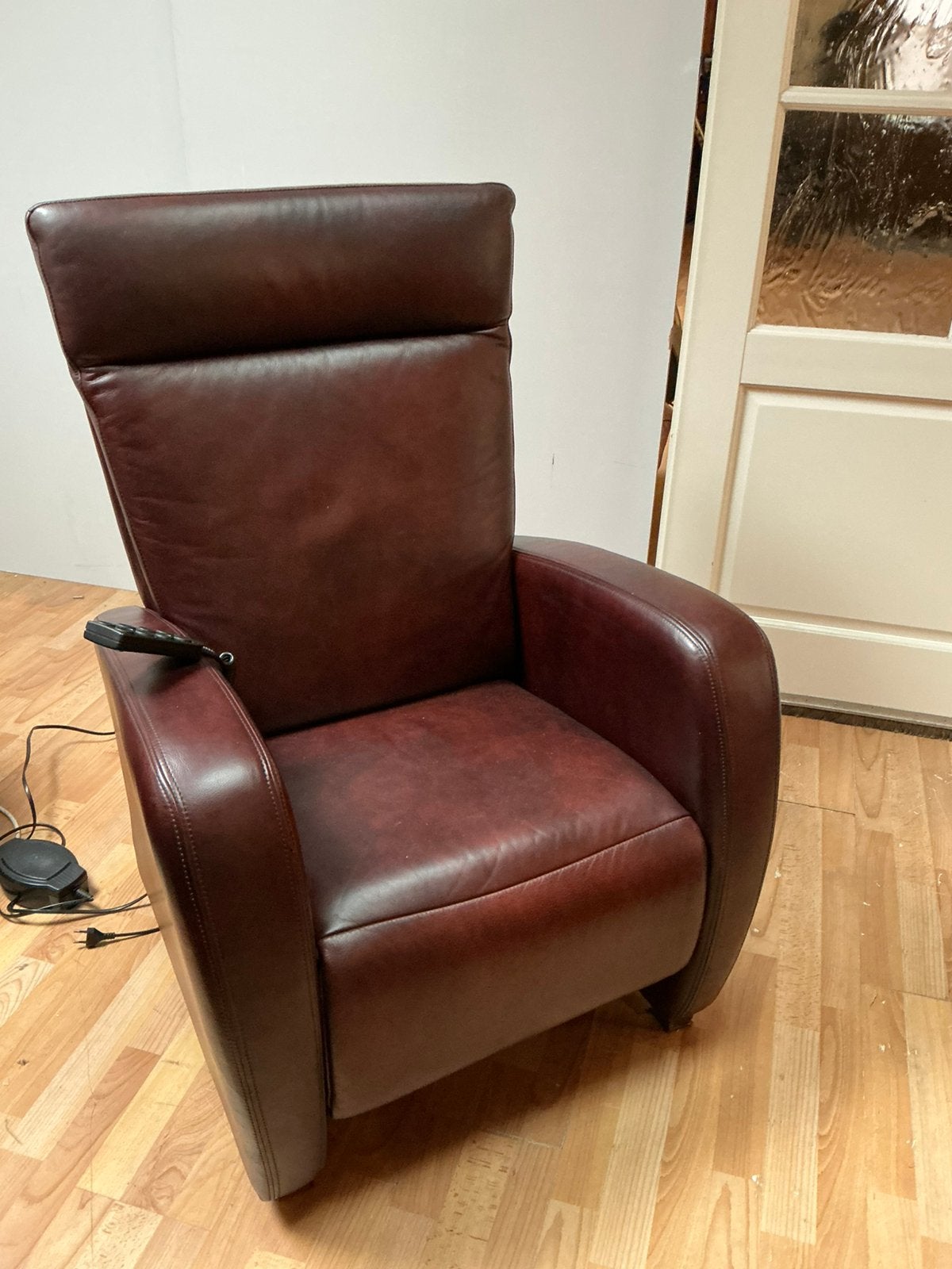 Relaxfauteuil met 2 motoren, Ophalen, Zo goed als nieuw, 75 tot 100 cm, 50 tot 75 cm