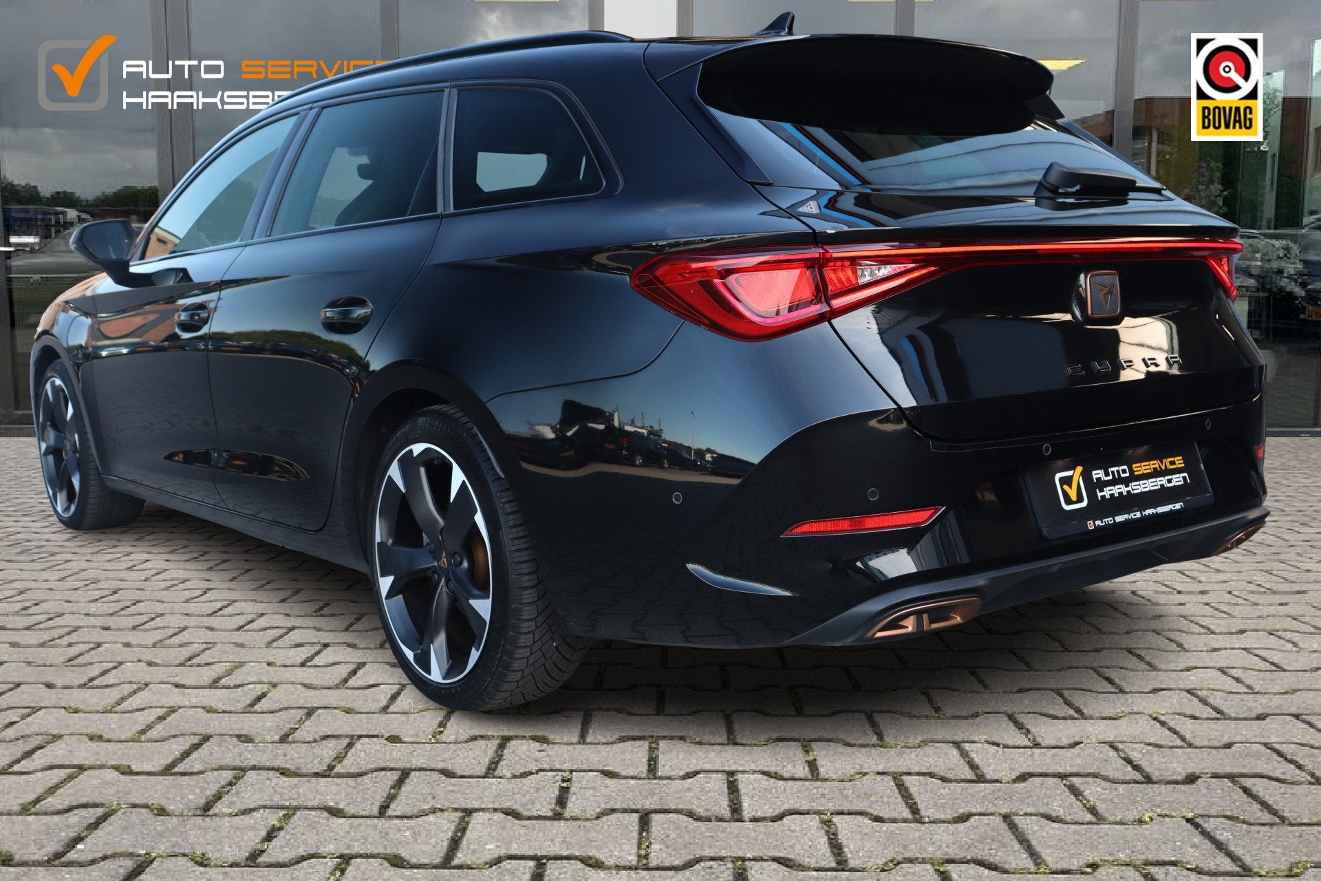 CUPRA Leon Sportstourer 1.4 e-Hybrid Business | ACC | Camera, Auto's, Gebruikt, Zwart, 4 cilinders, 1589 kg