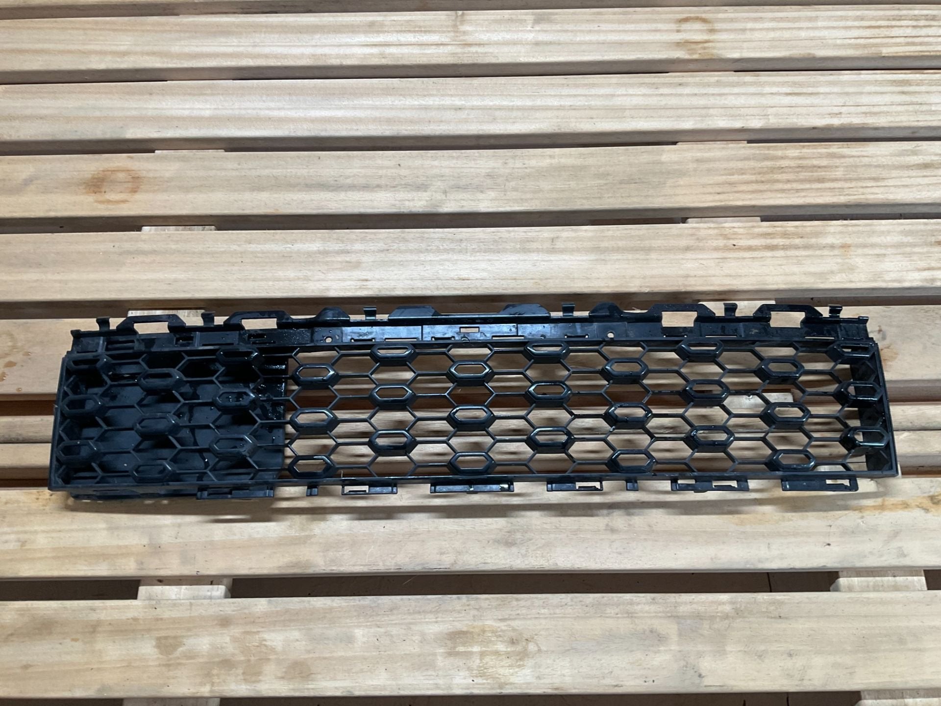 Voorbumper Grill Fiat 500X 18+ 735619611 Rooster FIAT-048, Gebruikt, Stellantis Europe S.p.A., Ophalen of Verzenden, Info@stellantis.com