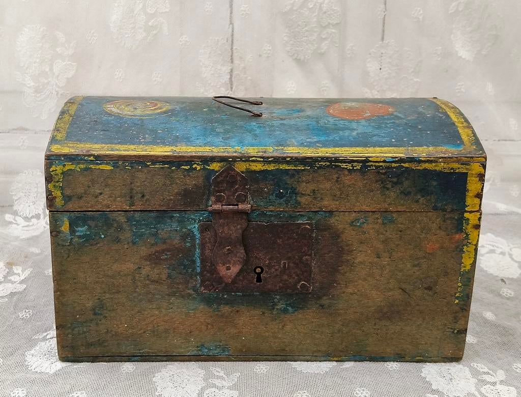 Oud Frans volkskunst kistje, Antiek en Kunst, Ophalen of Verzenden