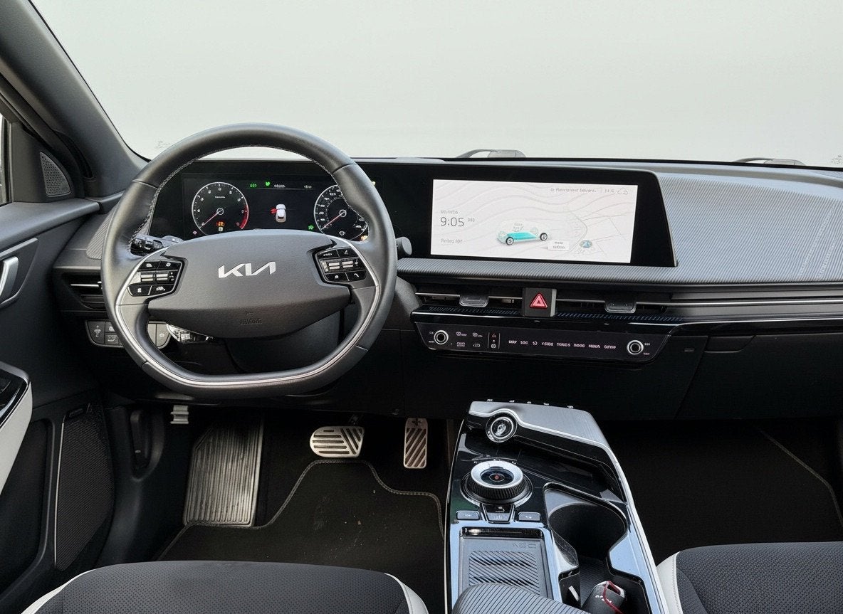 Kia EV6 GT-Line 77.4 kWh, mat grijs, panoramadak, trekhaak,, Auto's, Automaat, Achterwielaandrijving, Gebruikt, 1885 kg