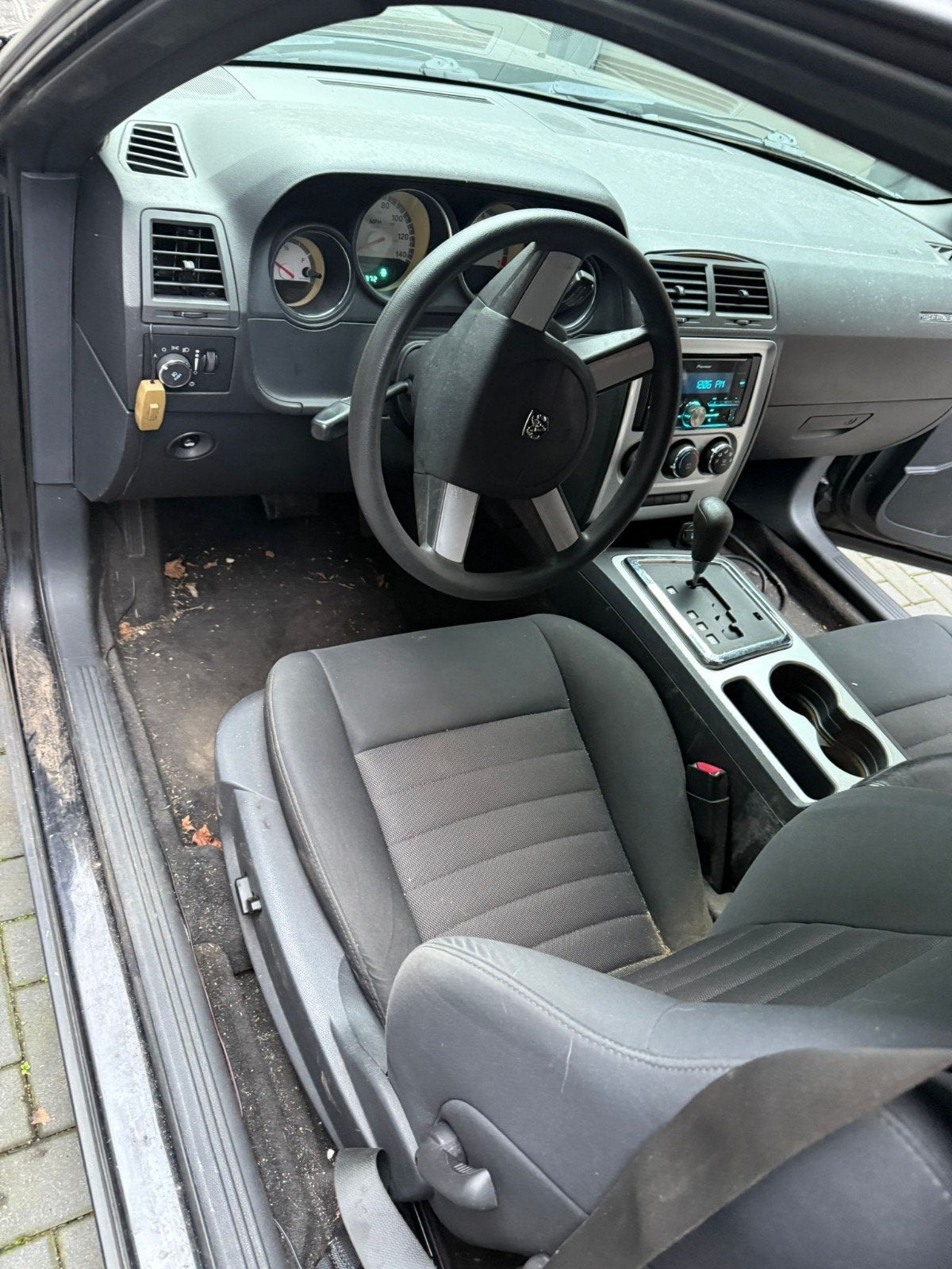 Nette Dodge challenger te koop ned keuring /kenteken moet, Auto's, Dodge, Particulier, Te koop